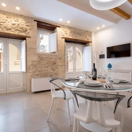 Casa Zummo Ortigia Luxury Hébergement de vacances *